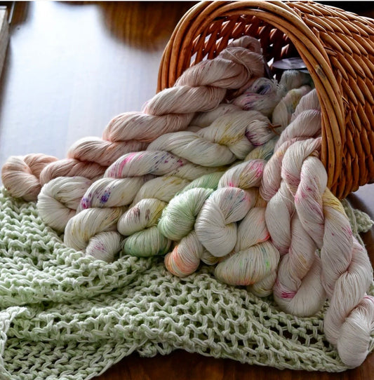 LOTUS YARNS HANDPAINTED SILK 22