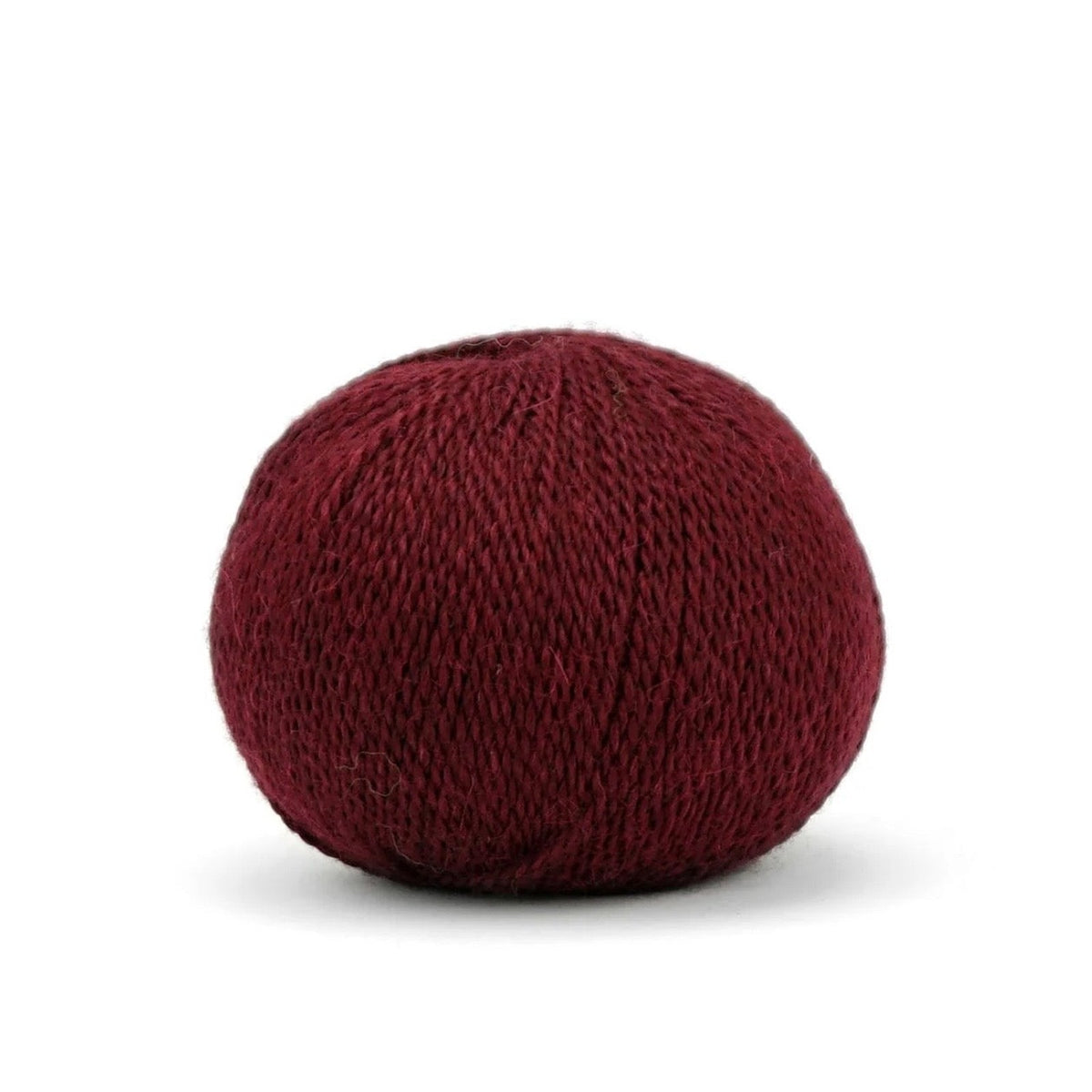 Pascuali Balayage, baby alpaca and merino ball, burgundy shade
