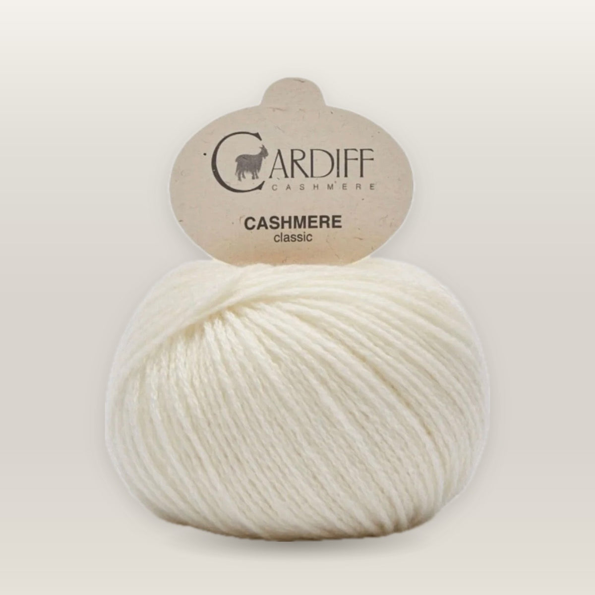 Cardiff Cashmere Classic, cashmere ball, off-white shade