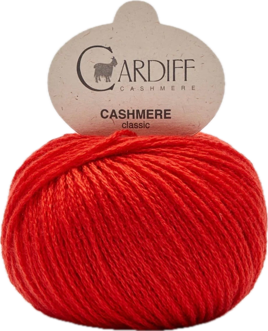 Cardiff Cashmere Classic ball, shade 517 (red)