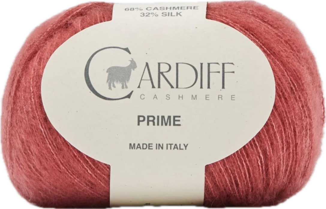 Cardiff Cashmere Prime ball, shade 174 (coral)