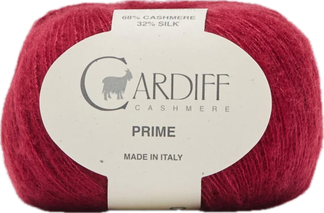 Cardiff Cashmere Prime ball, shade 189 (red)