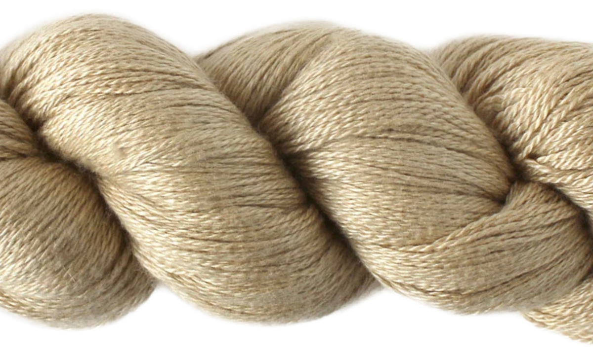 Silky Cashmere skein, shade F16 (beige)