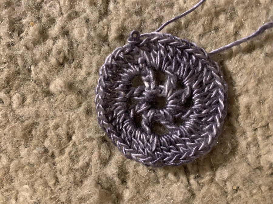 Leila Top — step 2