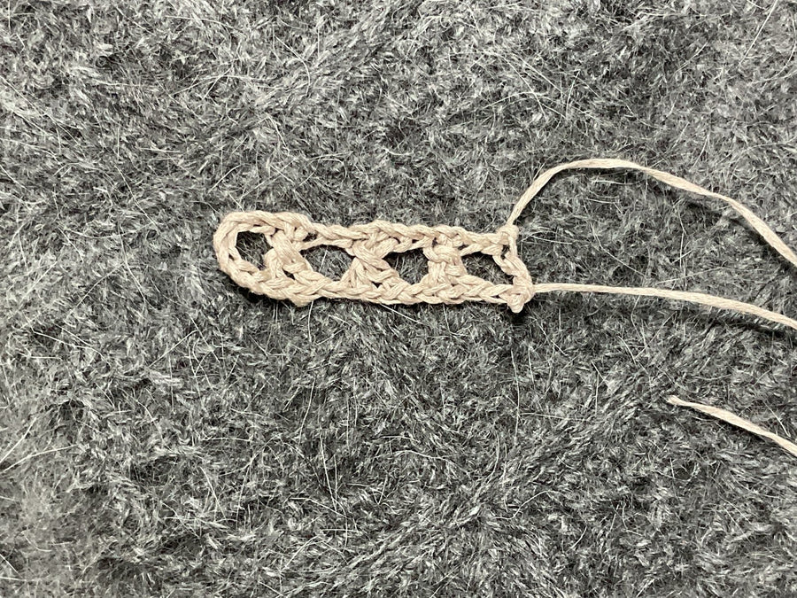 Nora Sweater — step 1