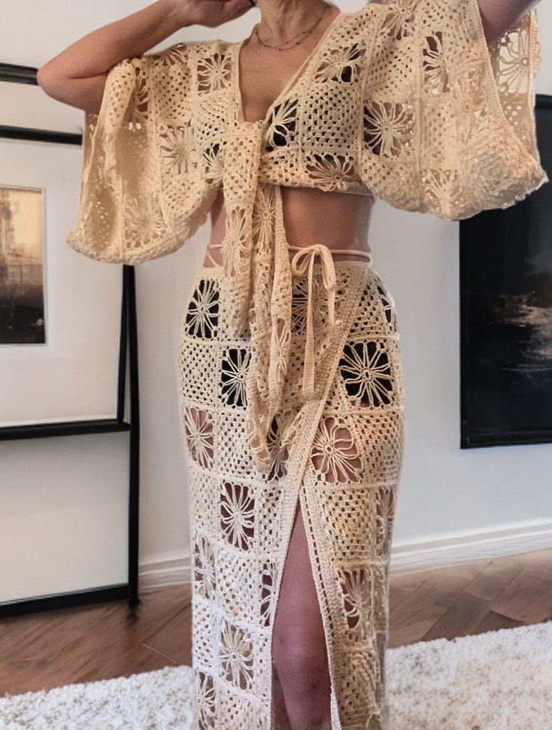 Zoé Top, crochet pattern by TricotsFaitsMain